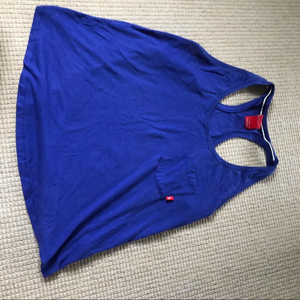 Loose Nike tank